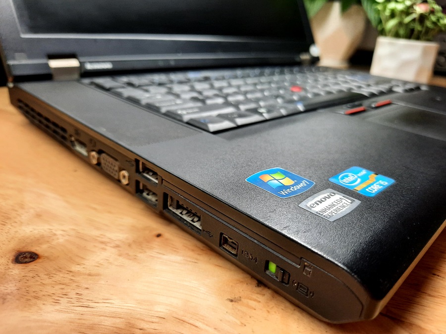 Laptop Lenovo Thinhpad T520 core I5